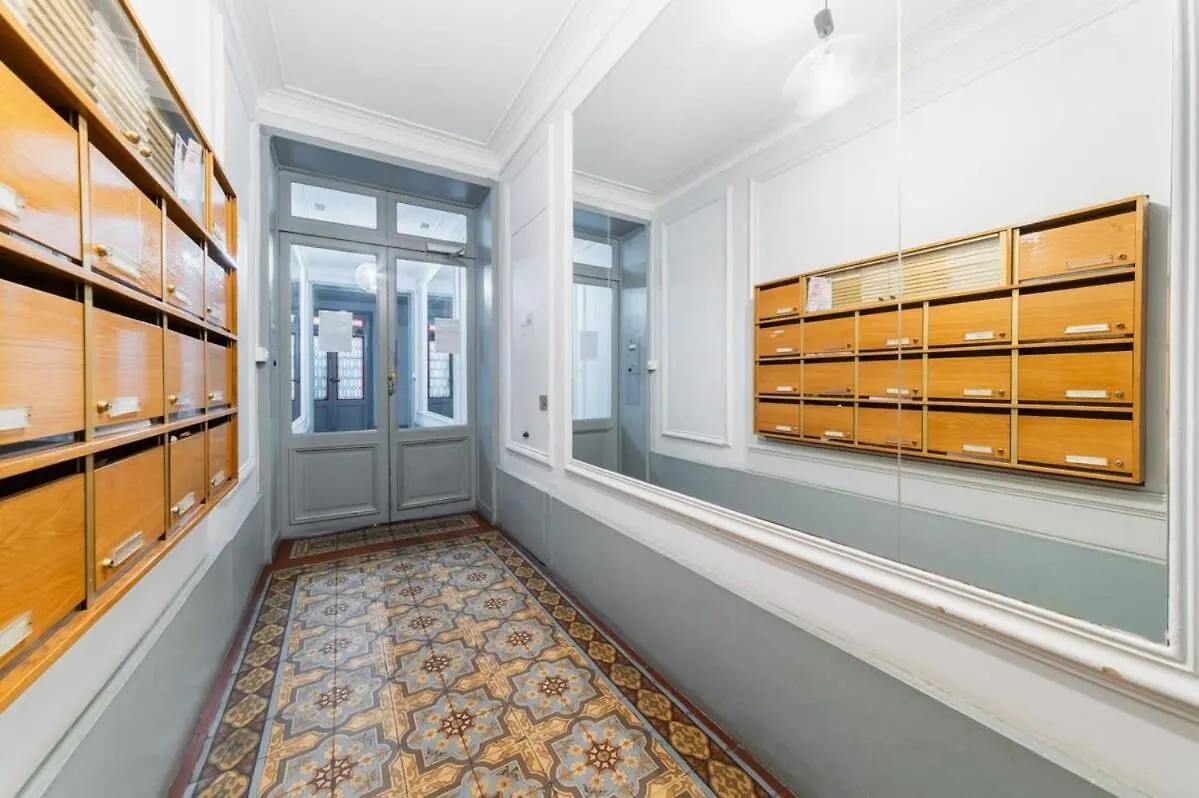 Appartement Zzz La Bruyere Paris 9