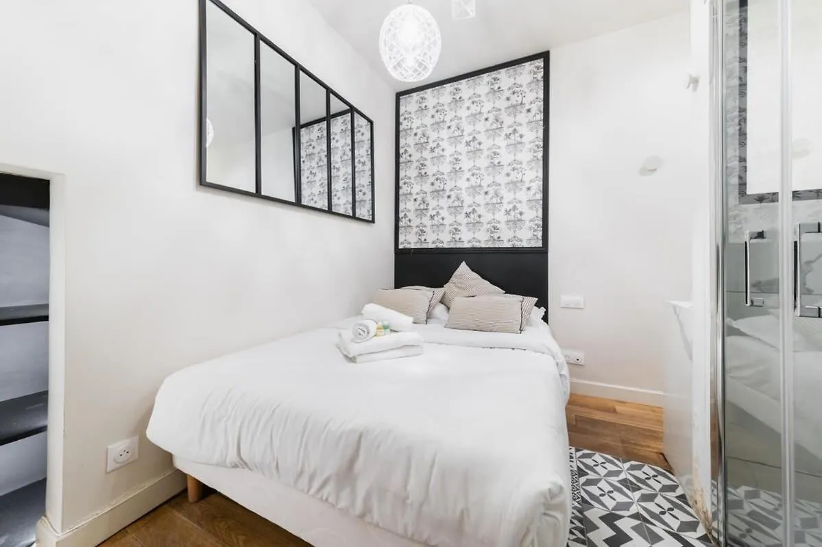 Appartement Zzz La Bruyere Paris 9 0*,